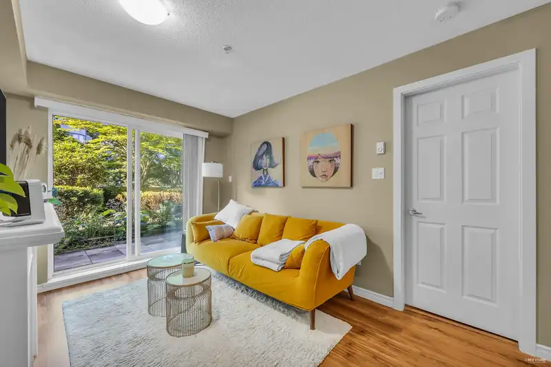 105 14877 100 AVENUE - photo 1 of 32