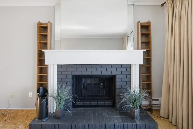 306 4926 48 AVENUE - photo 4 of 36