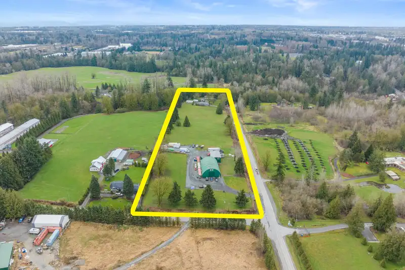 6320 LEFEUVRE ROAD - photo 1 of 40