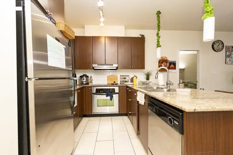 103 15322 101 AVENUE - photo 3 of 17