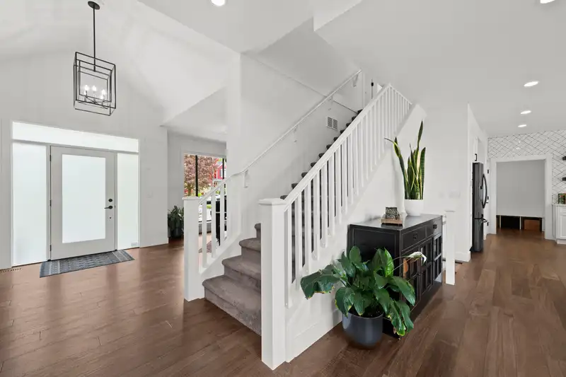 9269 GREER STREET - photo 4 of 34