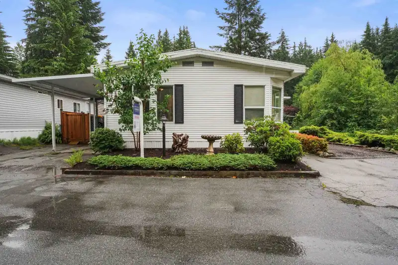 78 3295 SUNNYSIDE ROAD - photo 3 of 32