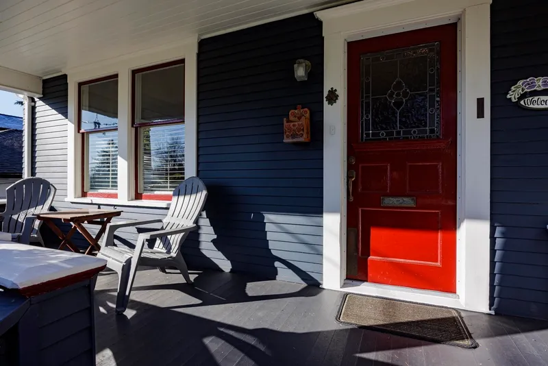 3039 ST. GEORGES AVENUE - photo 3 of 25