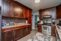 654 LINTON STREET - thumbnail 18