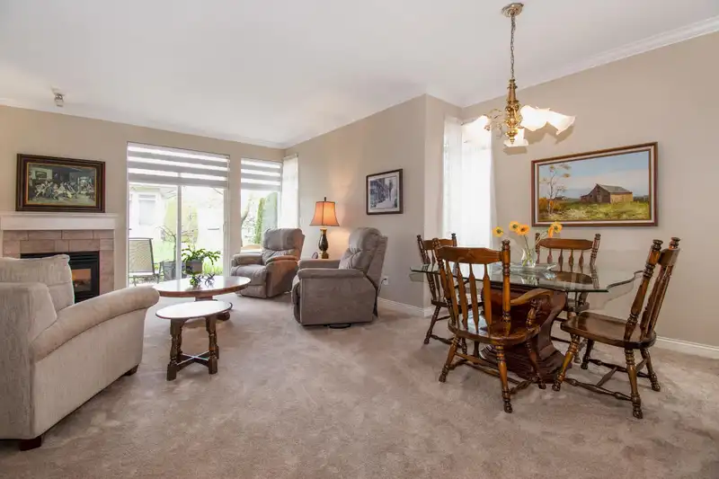 53 15070 66A AVENUE - photo 4 of 21