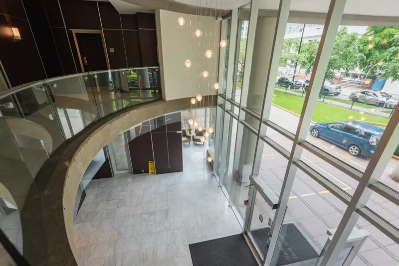 2302 555 JERVIS STREET - photo 3 of 24