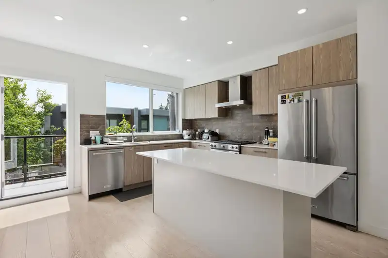 38 3597 MALSUM DRIVE - photo 1 of 32