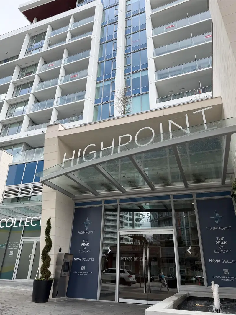 3305 518 CLARKE ROAD - photo 2 of 5