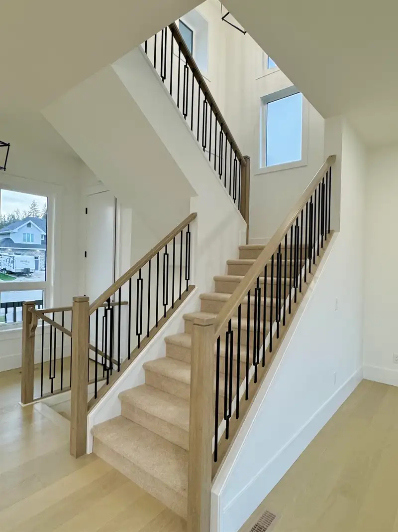 20839 35 AVENUE - photo 4 of 7