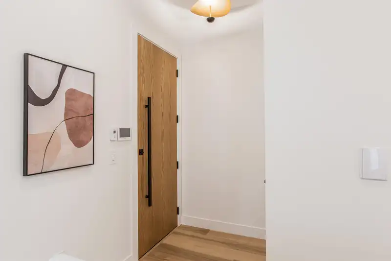 3336 W 14TH AVENUE - photo 4 of 40