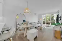 103 8940 UNIVERSITY CRESCENT - thumbnail 1