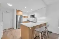 103 8940 UNIVERSITY CRESCENT - thumbnail 5