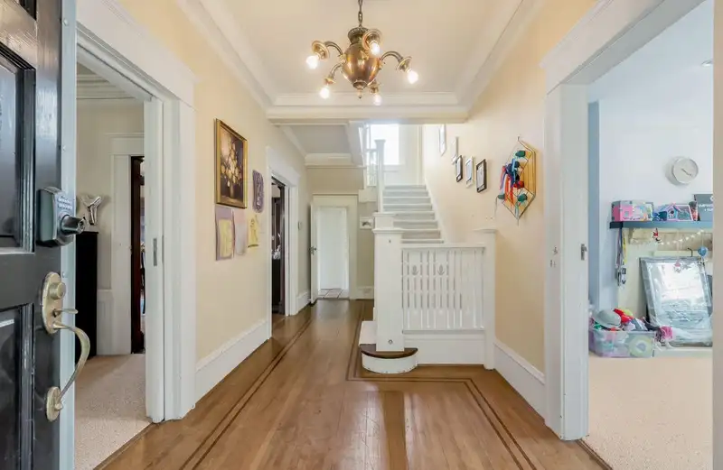 1670 W 49TH AVENUE - photo 4 of 16