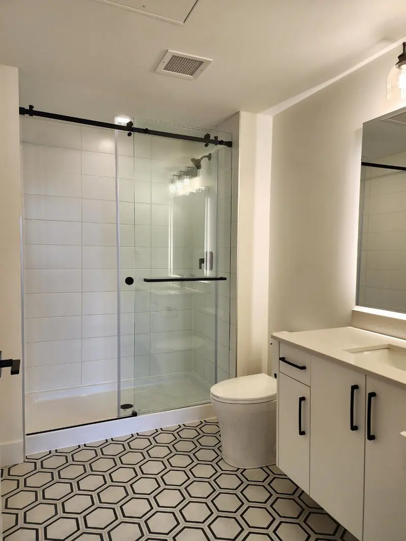 101 20286 72B AVENUE - photo 3 of 25