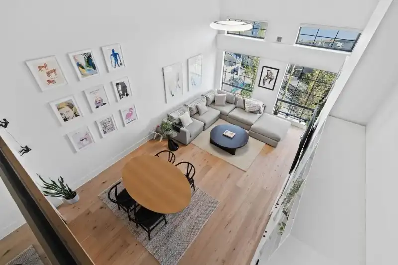 417 237 E 4TH AVENUE - photo 1 of 36