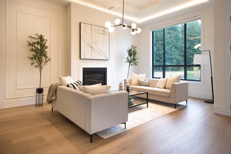 19727 31B AVENUE - photo 4 of 25