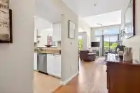 409 220 NEWPORT DRIVE - thumbnail 3