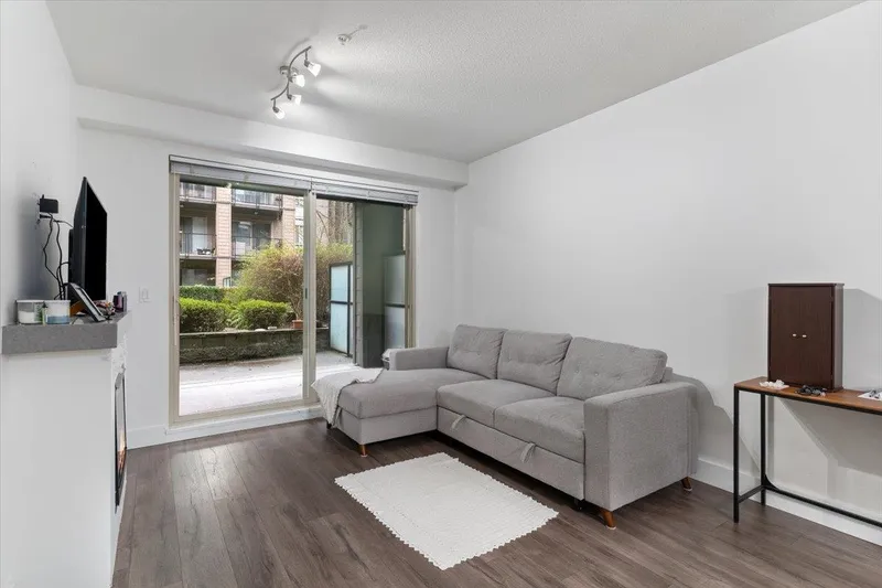 112 7478 BYRNEPARK WALK - photo 3 of 25