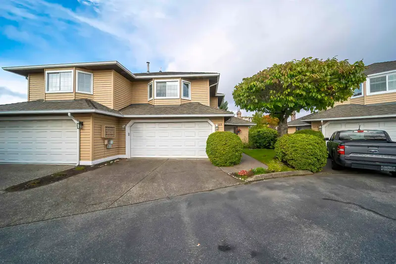 117 15121 19 AVENUE - photo 1 of 25