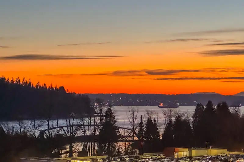 12C 338 TAYLOR WAY - photo 1 of 25