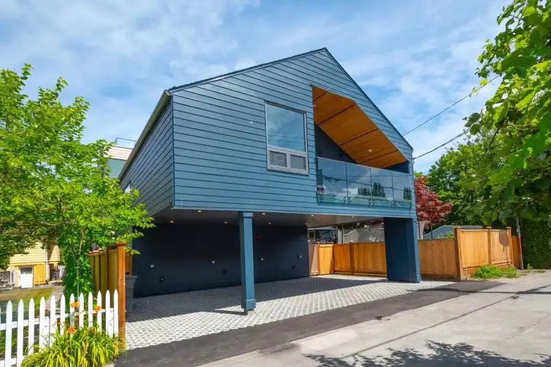 3122 W 11TH AVENUE - photo 1 of 24