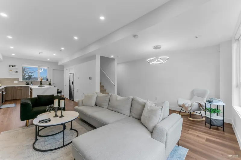 33 5858 132 STREET - photo 2 of 18