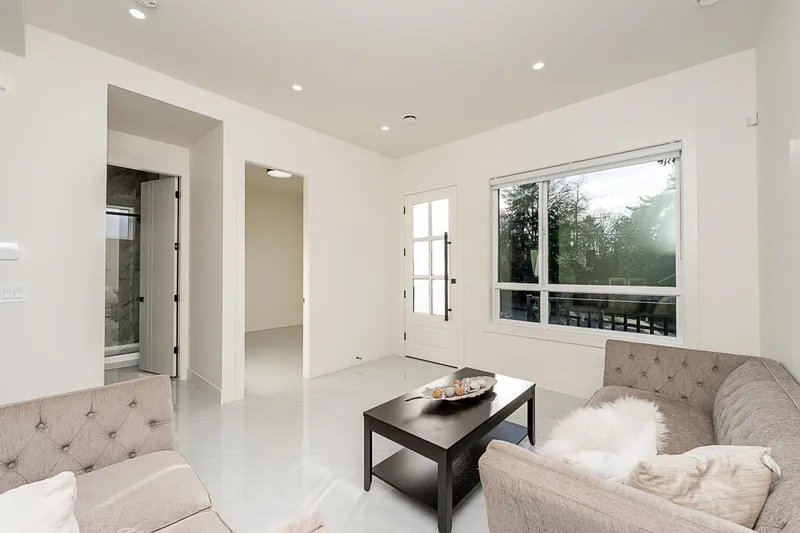 4 9935 SULLIVAN STREET - photo 2 of 25