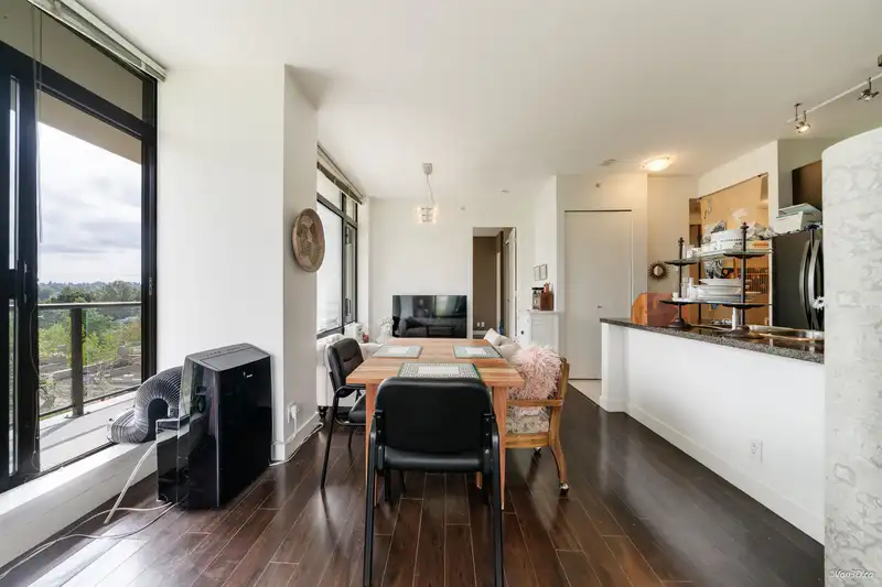 506 2345 MADISON AVENUE - photo 4 of 20