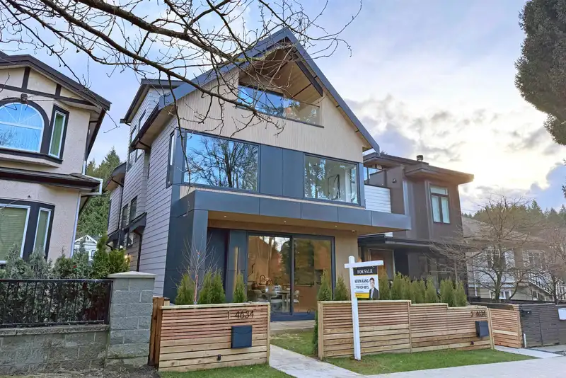 1 4634 W 15TH AVENUE - photo 1 of 14