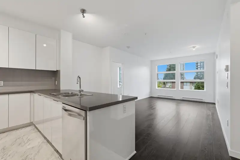 302 607 COTTONWOOD AVENUE - photo 2 of 33