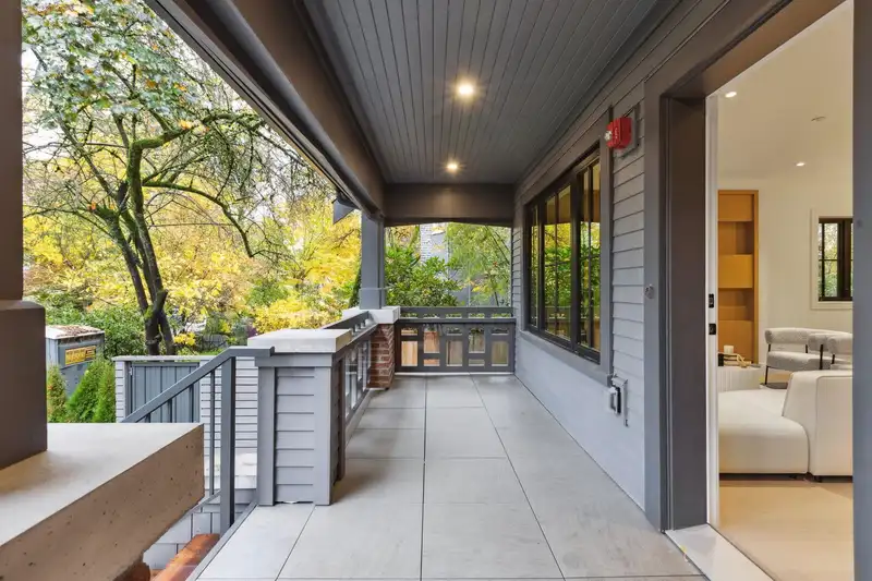 2507 W 37TH AVENUE - photo 2 of 38
