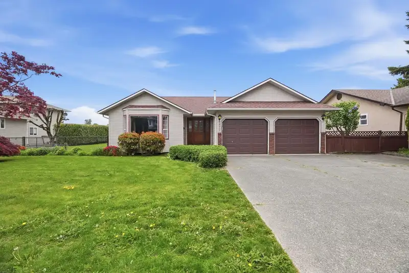 46337 CHRISTINA DRIVE - photo 1 of 36