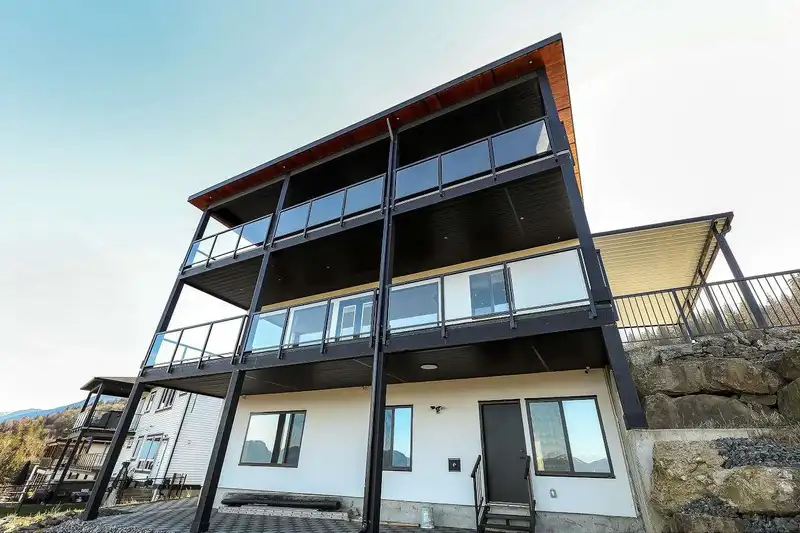 8167 BOUNTY PLACE - photo 4 of 40
