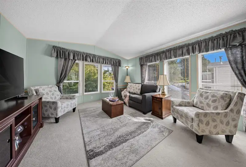 15 44565 MONTE VISTA DRIVE - photo 4 of 39