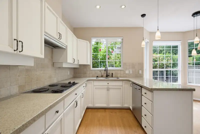 13 2688 150 STREET - photo 4 of 40