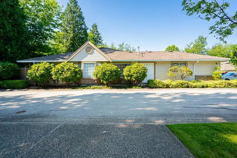113 9781 148A STREET - photo 3 of 38