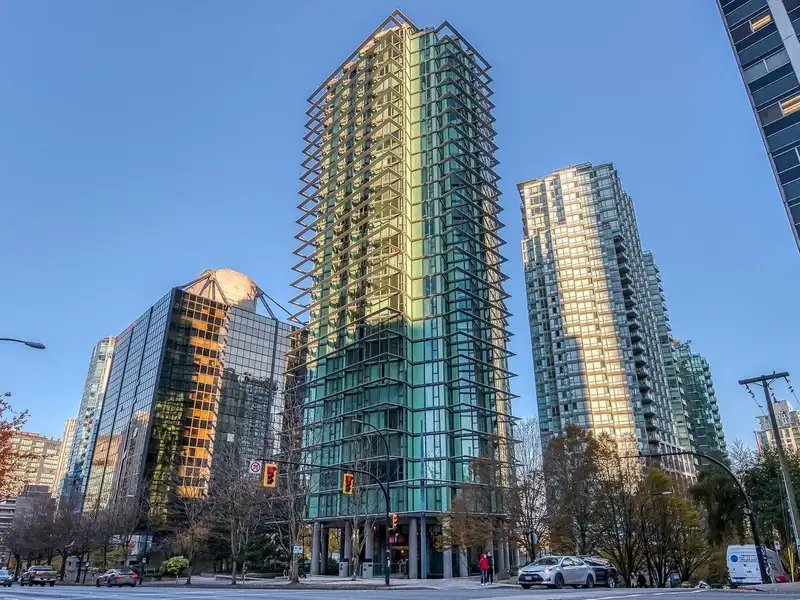 2908 1331 W GEORGIA STREET - photo 1 of 10