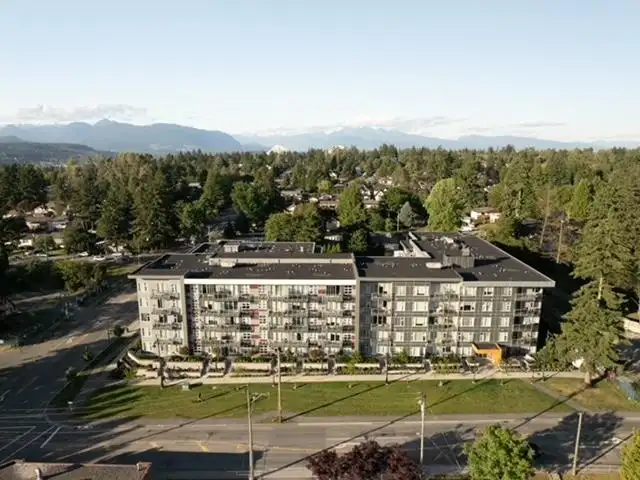 504 10838 WHALLEY BOULEVARD - photo 1 of 14
