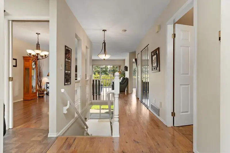 14 33922 KING ROAD - photo 3 of 32
