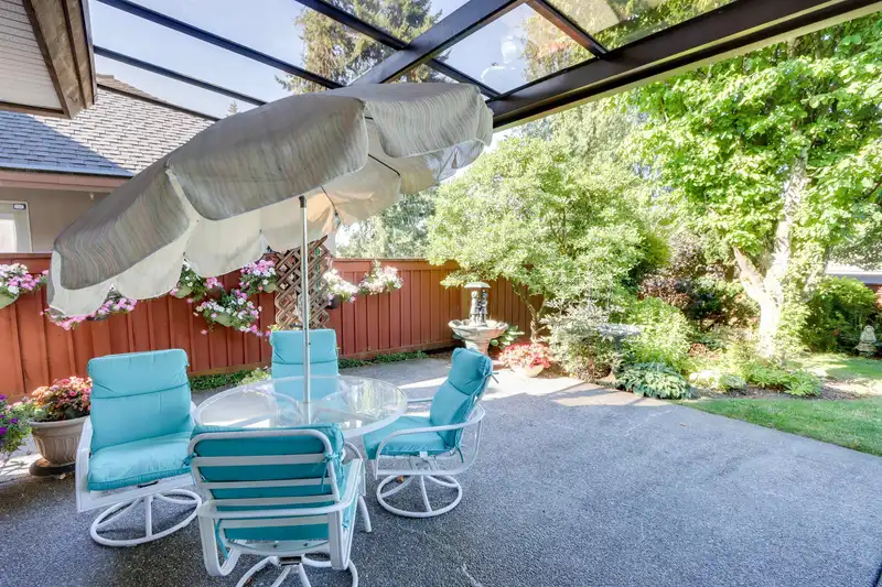 680 FLORENCE STREET - photo 3 of 4