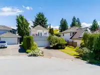 954 160B STREET - thumbnail 1