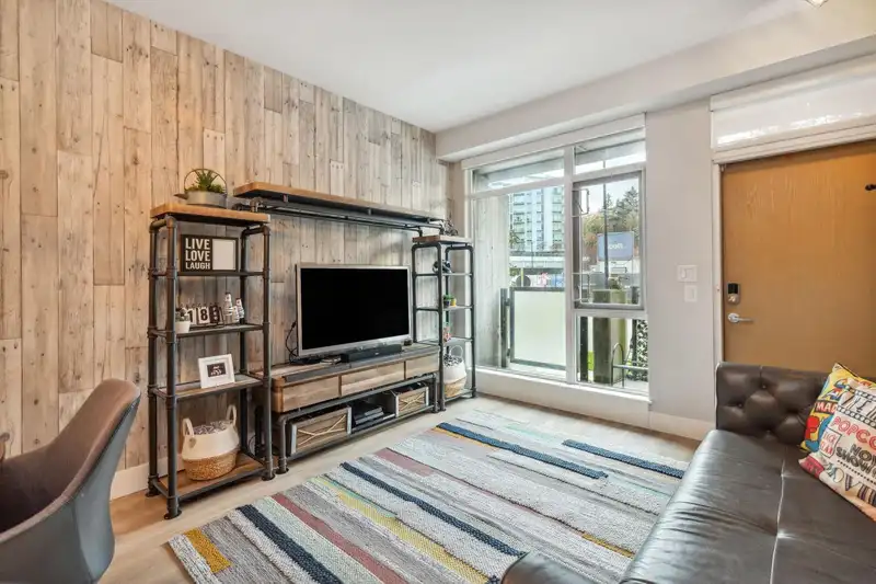 TH2 3566 SAWMILL CRESCENT - photo 4 of 40