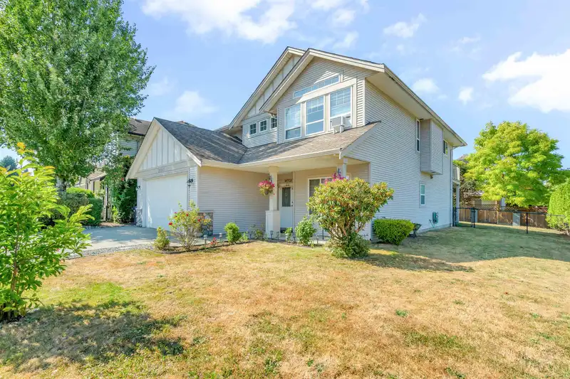 27895 JUNCTION AVENUE - photo 3 of 30