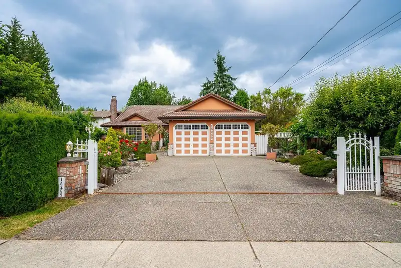 16269 108 AVENUE - photo 1 of 30
