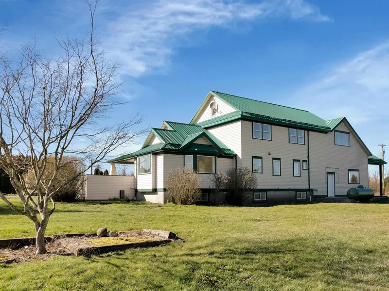 27550 48 AVENUE - photo 3 of 25