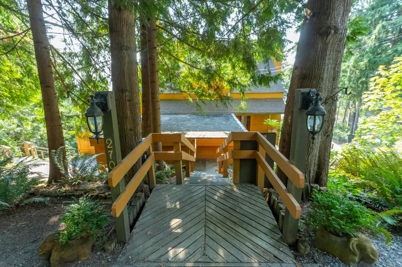 270 MOUNTAIN DRIVE - photo 4 of 25