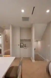1 6061 SHERBROOKE STREET - thumbnail 9