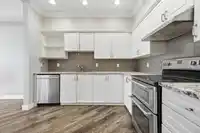 102 8139 121A STREET - thumbnail 12
