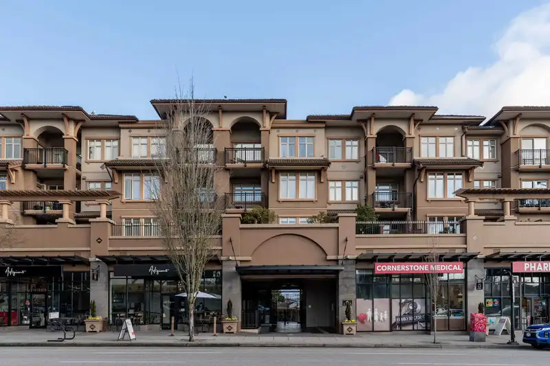 202 4365 HASTINGS STREET - photo 1 of 28