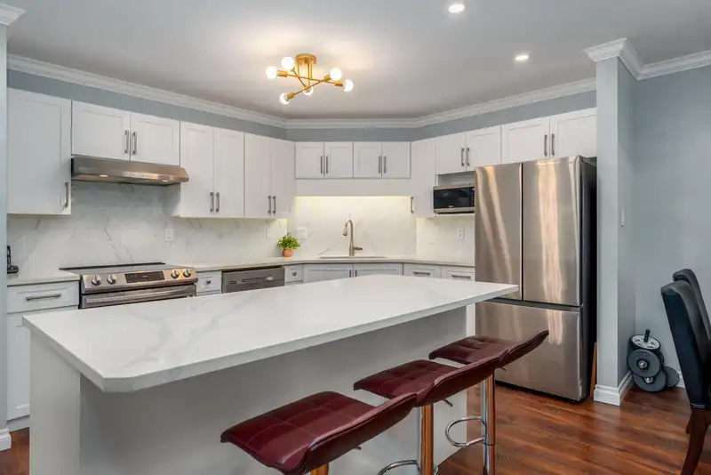 301 2410 EMERSON STREET - photo 4 of 34